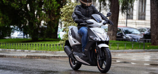 Pagarle 25.000 euros a cada conductor para que renuncien al carnet. La loca idea que se les ha ocurrido en Europa para acabar con los atascos