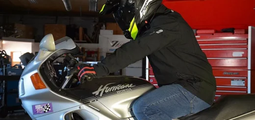 Probado en ruta: Casco Carbon Trailhead XT9000 de Scorpion