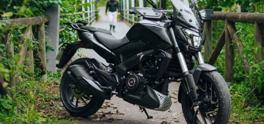 Con motor KTM y cuesta casi 2 mil euros menos que su rival austriaca: la Dominar 400 llega a España