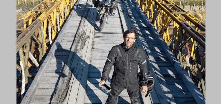 De Gijón a Estoril en moto: Ducati te invita a vivir una experiencia única con Charly Sinewan