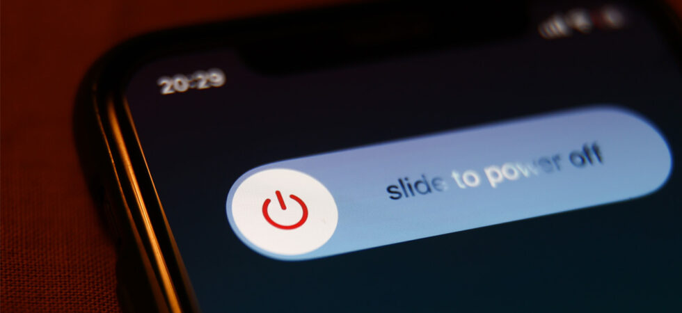 ¿Necesita un artista estar presente 24/7? El “unplugged” implica mucho más que dejar de postear