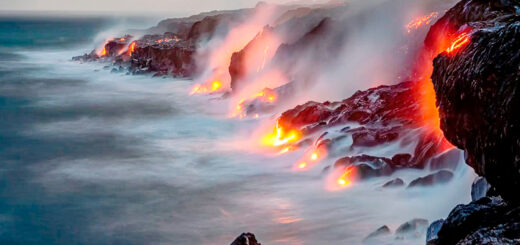 Olas, fuego y asfalto así es esta ruta indomable en Hawái