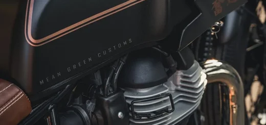 Viento Divino: Una Royal Enfield Continental GT Sigilosa de Mean Green Customs