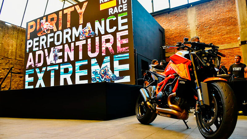 Bajaj, KTM y Grupo Surman, impulsan una nueva era del motociclismo en México