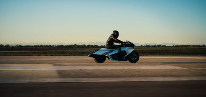 BMW Motorrad Vision K18: la propuesta futurista que transforma el lujo y el rendimiento en dos ruedas.