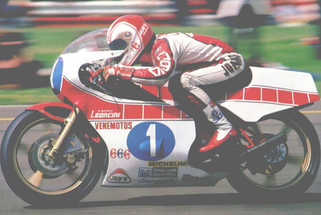 Cuando ser campeón de MotoGP y la Fórmula 1 se convirtió en obsesión: siete pilotos que se pasaron de las motos a los coches