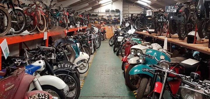 Entran a robar en un museo de motos y desprecian las piezas más caras por estas dos Suzuki y Honda