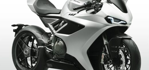 Hacía 9 años que una marca de motos británica no tenía una superbike. Esta nueva RR de Norton con 209 CV es más bestia que una Honda CBR1000RR