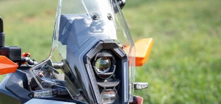 KTM tiene casi lista su adventure para competir contra la Honda NX500 y la Kawasaki KLE 500