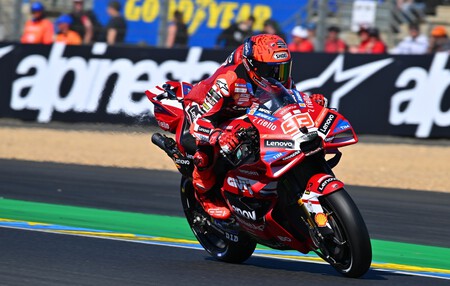 Marc Márquez se ha roto un pie, tendrá que pasar por el quirófano y se pierde las dos próximas carreras de MotoGP