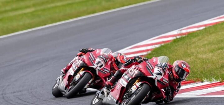 Superbike República Checa 2026: Bulega sigue imparable, ya tiene 19 victorias consecutivas