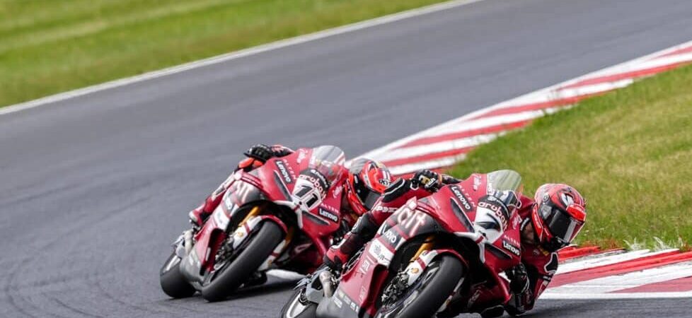 Superbike República Checa 2026: Bulega sigue imparable, ya tiene 19 victorias consecutivas