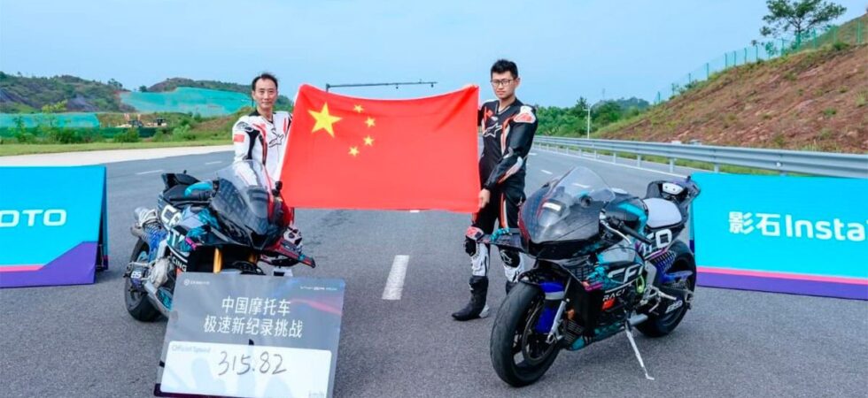 La CFMOTO V4 SR-RR rompe (y por bastante) la barrera de los 300 km/h