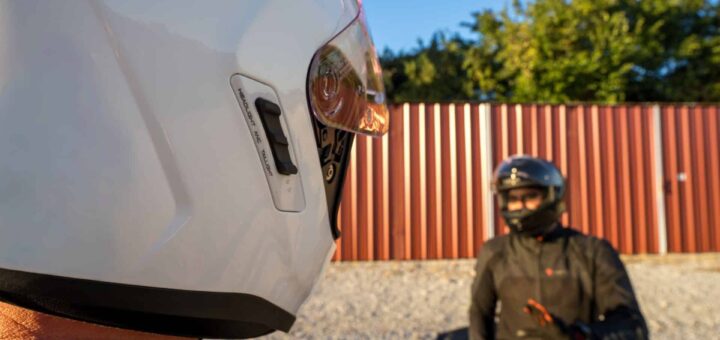 La tecnología ANC llega a los cascos de moto: las claves del nuevo casco con reducción activa de ruido