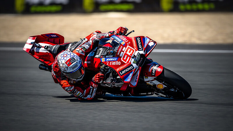 Marc Márquez gana en República Checa y vuelve a encender la lucha por el título de MotoGP