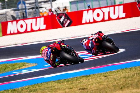 Nicolò Bulega enlazar 23 victorias consecutivas en Superbikes liderando otro triplete de Ducati en Misano