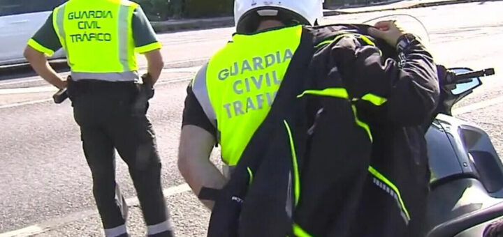 Oficial: La DGT vigilará a las motos con especial atención este verano, y confirma los principales motivos de multa