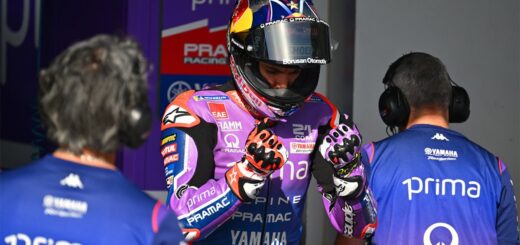 Toprak flipa con la Yamaha tras tener que retirarse: "Me sorprende, iba saltando"