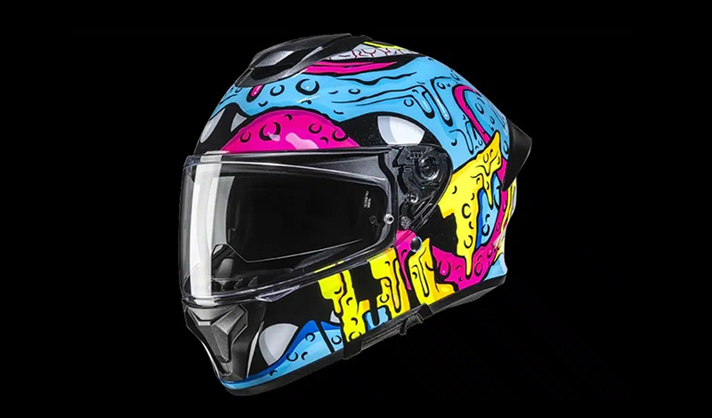 HJC transforma el C71 con la nueva gráfica Squeeze, un diseño inspirado en el arte urbano