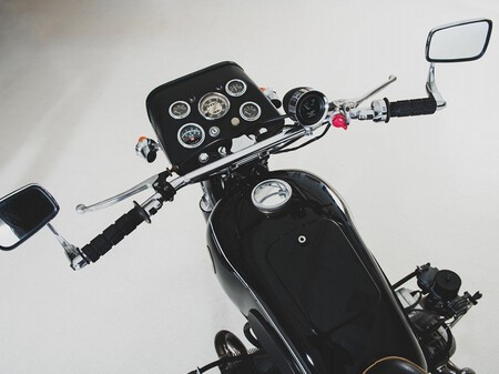 Un ingeniero le puso a su BMW R60 el motor de un Volkswagen para irse de luna de miel. Sin querer, creó una de las motos más salvajes de la historia - Ilustración 2