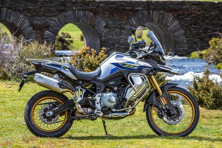 Los expertos coinciden: ya estamos viviendo la tercera etapa china en Europa. Las marcas de motos han empezado su plan para ser la nueva Honda del siglo XXI - Ilustración 2