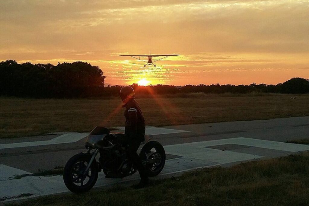 AUTOPÍA Eclipse combinará motocicletas, automóviles y un eclipse total de Sol en un evento irrepetible