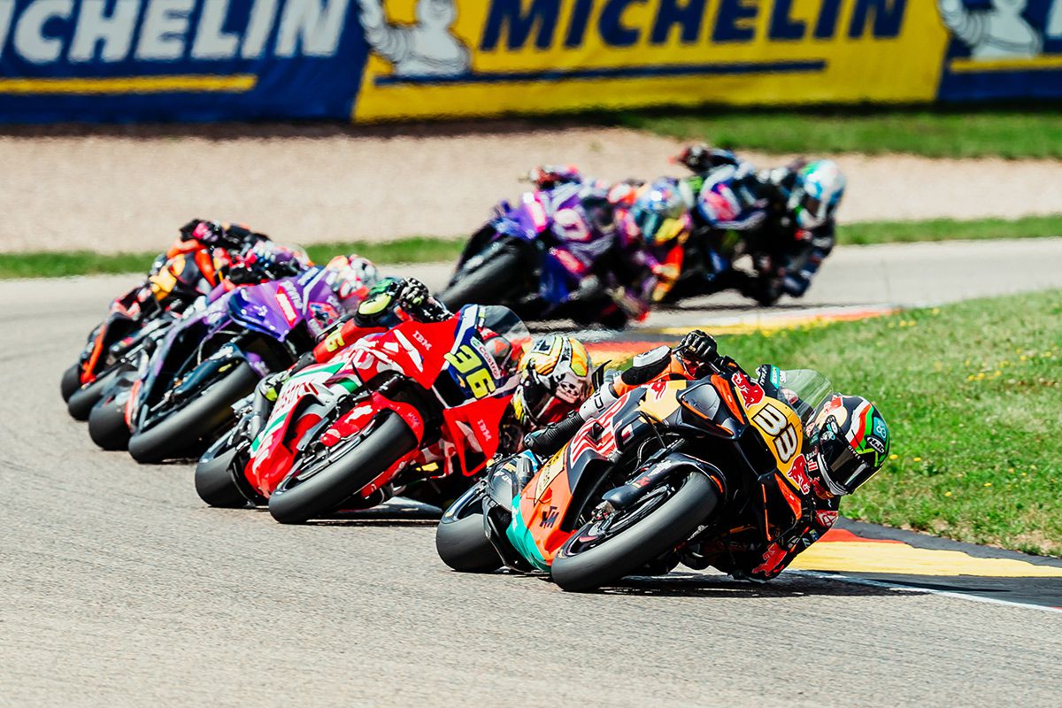 Por qué Tech3 no quiere ver a Brad Binder ni en pintura para 2027 - Ilustración 2