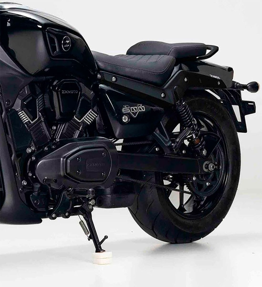 ZXMoto cambia de arriba abajo su nueva 600V y ya sabemos cómo será la versión definitiva - Ilustración 3