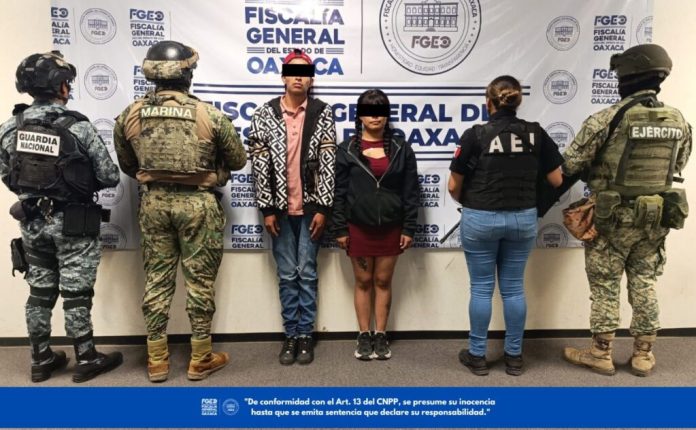 Cateo por narcomenudeo deja dos detenidos, aseguran droga y motos con reporte de robo - Dialogos Oaxaca