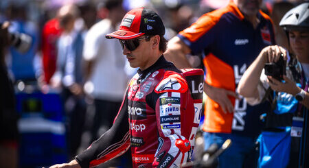 Pirelli avisa sobre su llegada a MotoGP: "No vamos a hacer un neumáticos para ayudar a Marc Márquez. No es nuestro estilo"