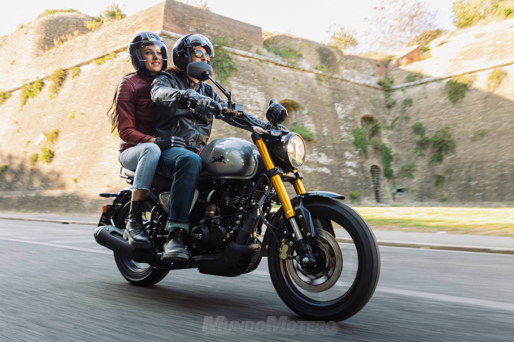 TVS RONIN 250 | Precio, Ficha Técnica - Ilustración 2