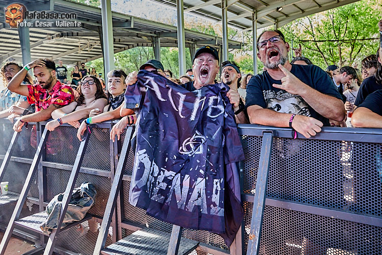 Crónica y Fotos del LEYENDAS DEL ROCK del miércoles 5, con SLAUGHTER TO PREVAIL + SEPULTURA + SAVATAGE + BLACK LABEL SOCIETY + ORBIT CULTURE + KILLUS + THUNDERMOTHER + SALDUIE + PROM KINKS + CHAINED SAINT + DEATHBATS+ SIGNS OF THE SWARM + HADADANZA + HELEVEN + TAILGUNNER - Ilustración 1