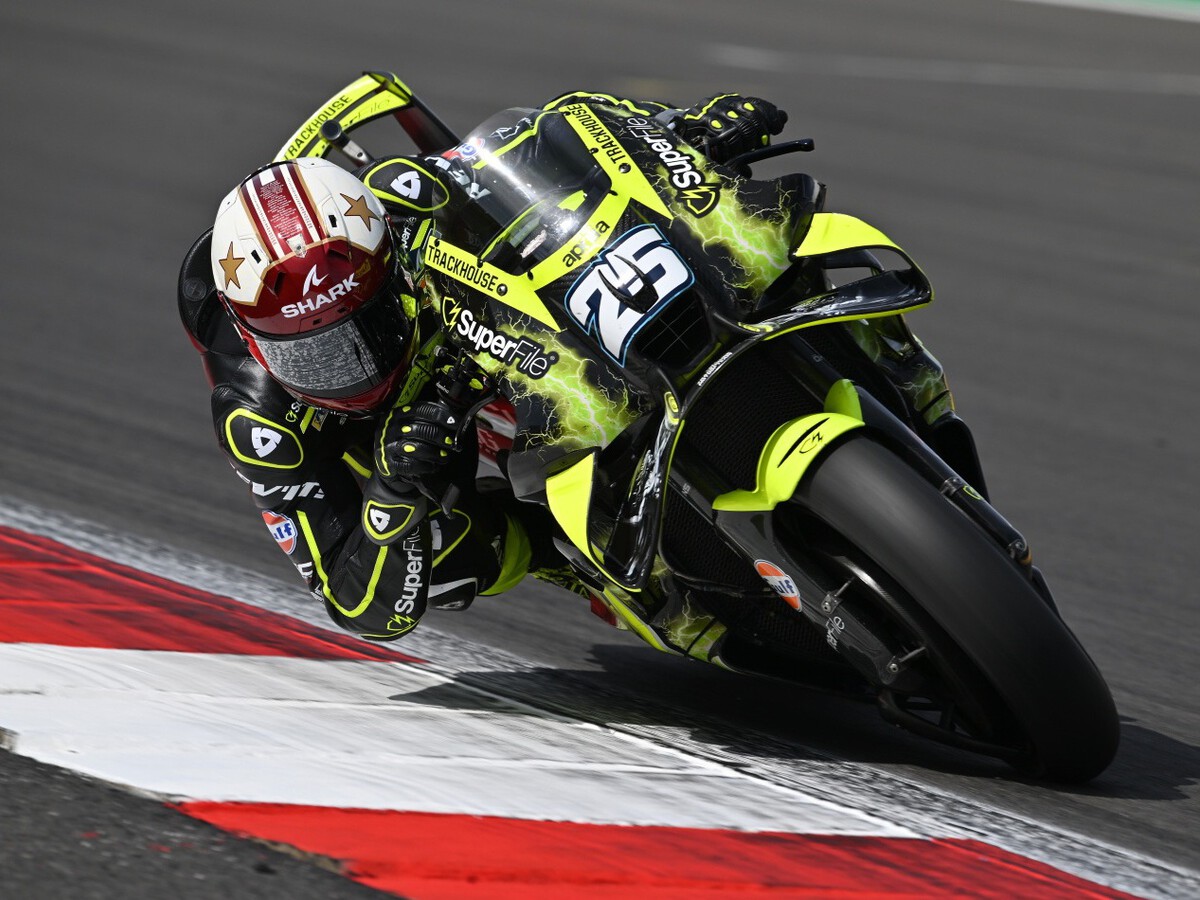 Raúl Fernández se estrena en 2026 y Jorge Martín abre hueco como líder de MotoGP gracias al error de Ai Ogura