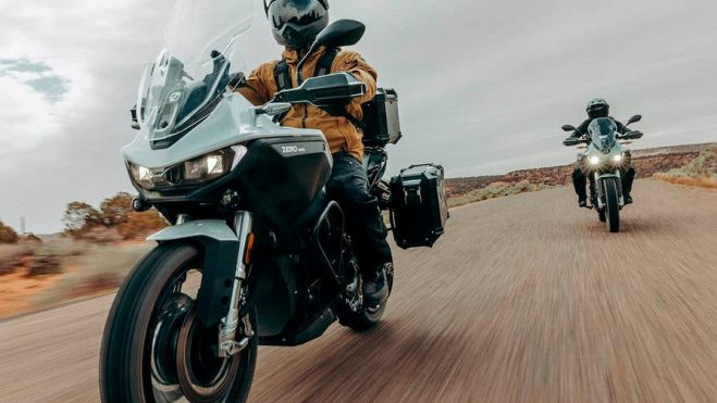 Esta marca de motos eléctricas quiere que los nuevos moteros europeos se estrenen con cero emisiones - Ilustración 2