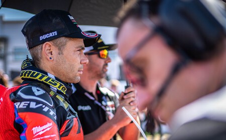Adiós a Álvaro Bautista en Superbikes. Su equipo ha fichado a otro piloto español y no le deja más opciones que retirarse - Ilustración 2