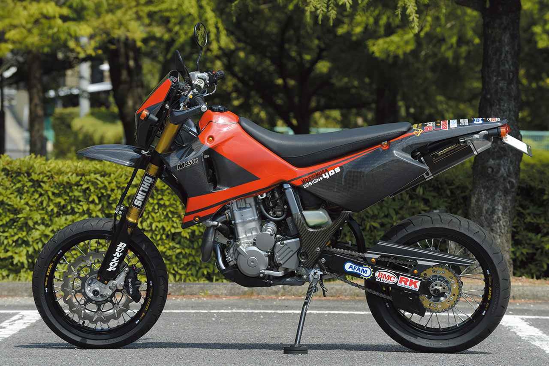 El día que Yoshimura convirtió la Suzuki DR-Z400S en una supermotard brutal y solo hizo 13 unidades - Ilustración 2