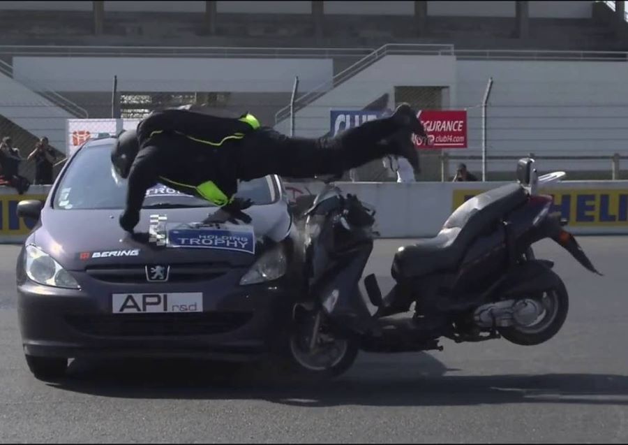 El airbag de moto no puede fallar justo cuando más se lo necesita