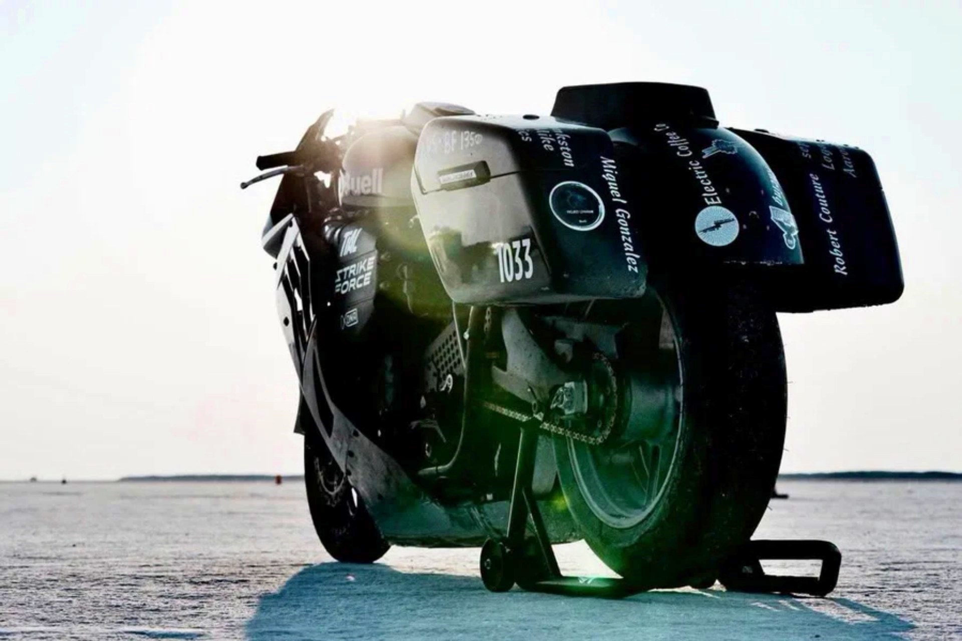 Buell Leviathan: la moto de 401 CV que quería superar los 400 km/h, se enfrenta a la cruda realidad… - Ilustración 2