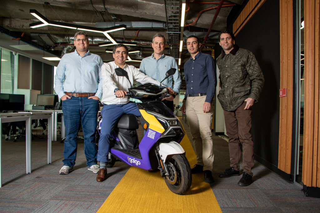 Uber y Galgo financiarán compra de motos para conductores en México