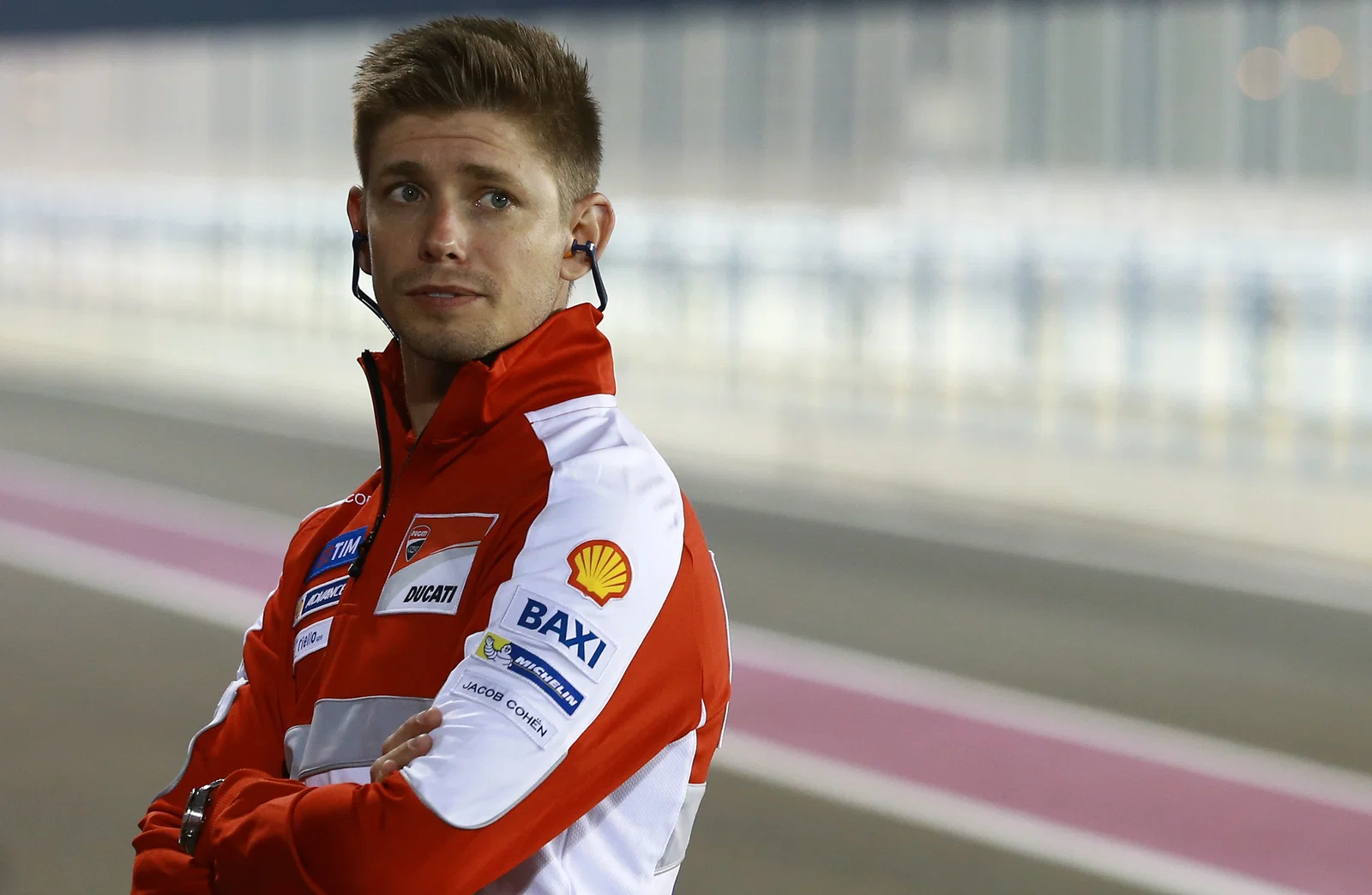 El estilo de conducción de Casey Stoner en MotoGP considerado “imposible” por un veterano de Ducati - Ilustración 1