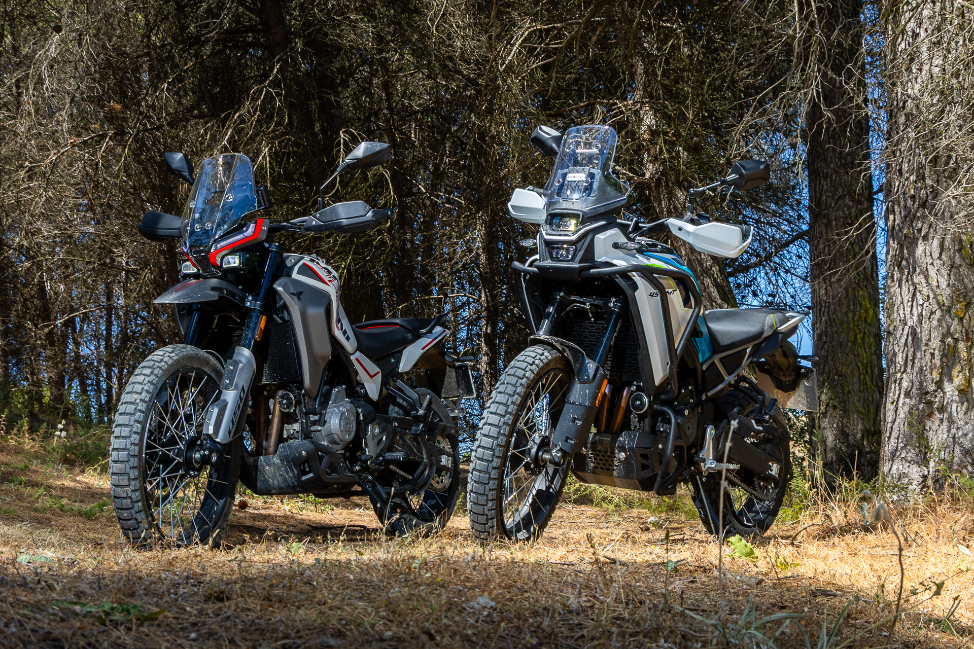 Comparativa: Moto Morini Alltrhike 450 Vs CFMOTO 450MT - Ilustración 2