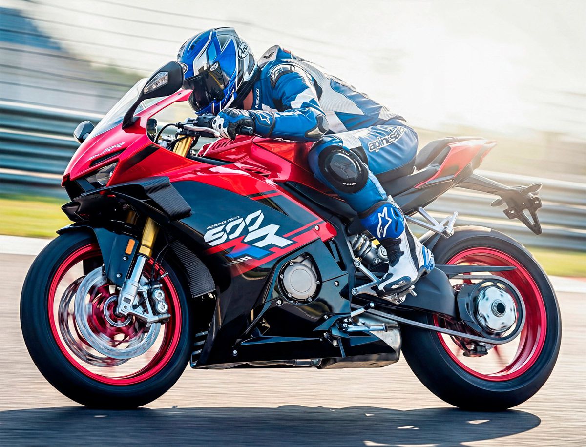 El rugido de cuatro cilindros más esperado: la ZXMOTO 500RR revela su precio y poderío - Ilustración 1