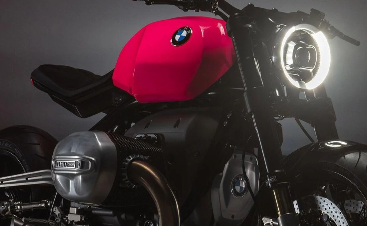BMW tiene casi lista una impresionante naked bóxer de 2.000 cc