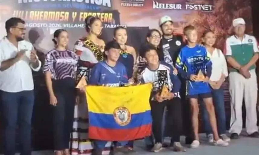 Premian a los pilotos del Campeonato de Motos Acu&aacute;ticas - Ilustración 2