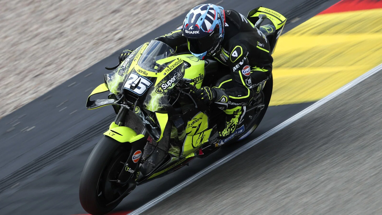 Raúl Fernández consigue la renovación del Trackhouse Aprilia para la nueva era de MotoGP - Ilustración 1