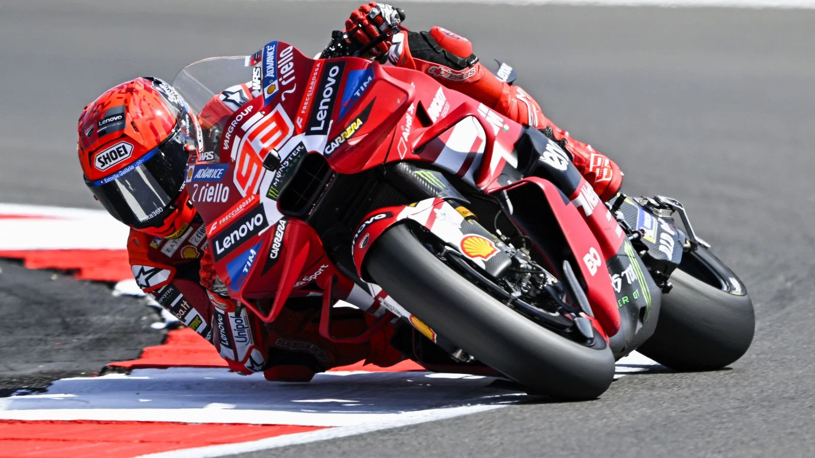 “Nací con neumáticos Pirelli” - Marc Márquez respalda a los pilotos de Moto2 para MotoGP 2027 - Ilustración 1