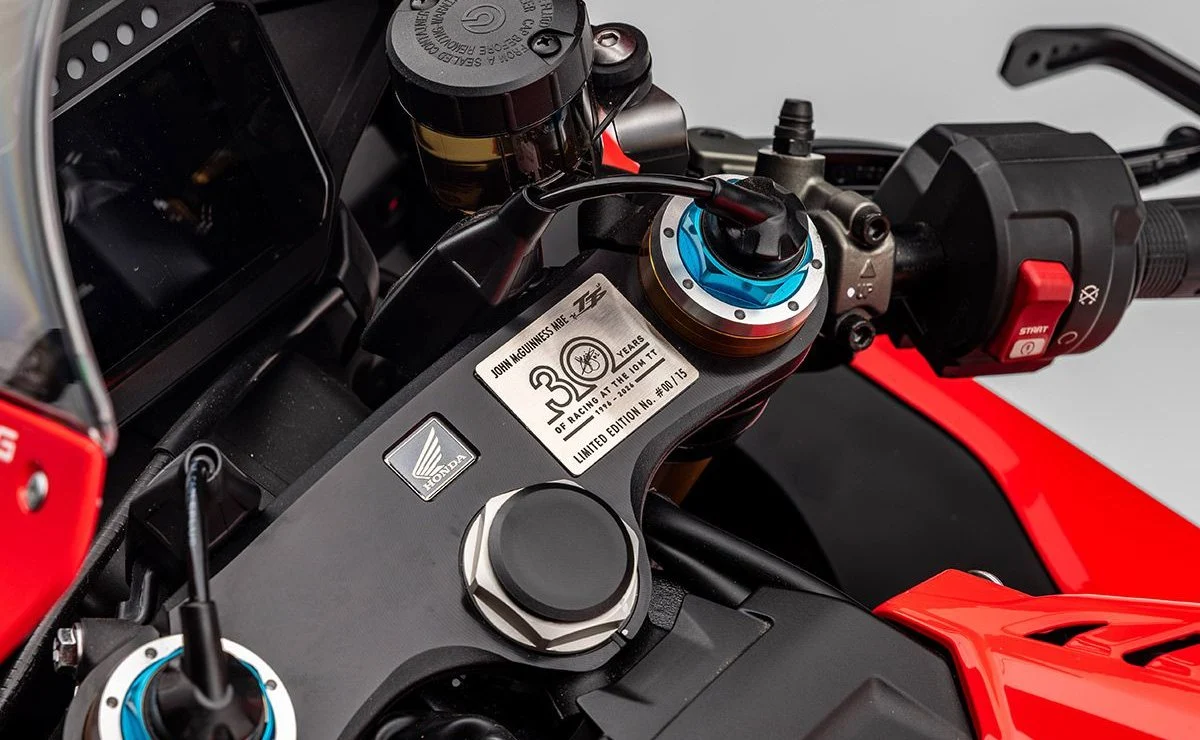 Nueva Honda Fireblade SP: solo 15 unidades para homenajear a una leyenda