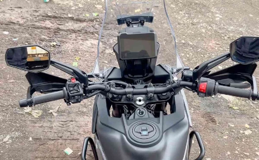 KTM trae una nueva propuesta de color para una de sus motos trail más baratas
