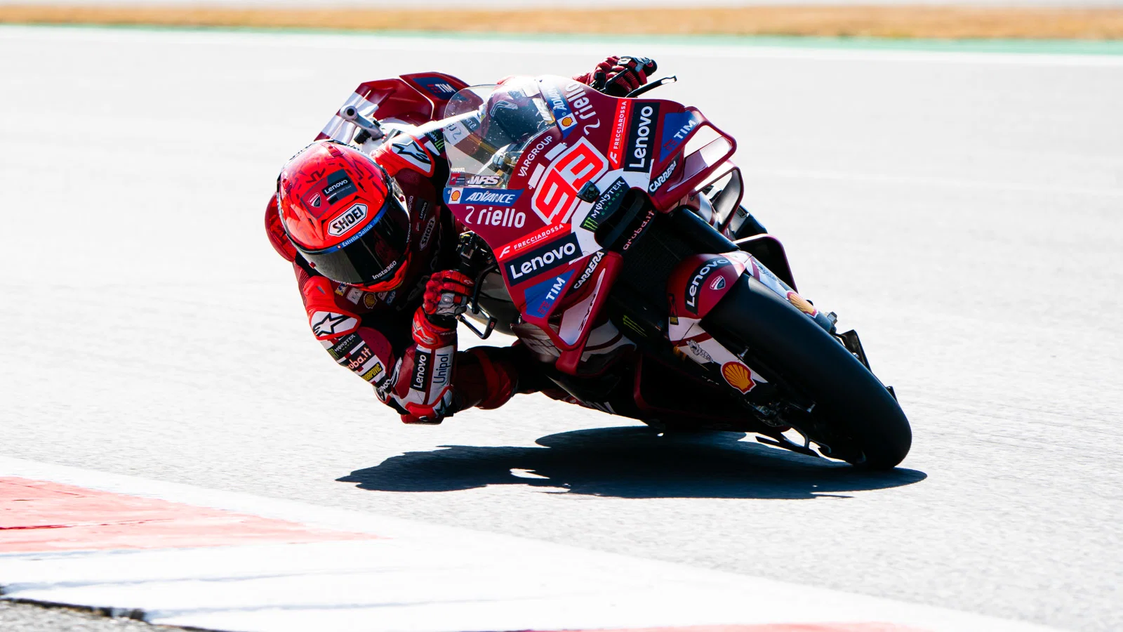 Se espera una gestión de neumáticos “pesadilla” para el MotoGP británico: “Te morderá el culo” - Ilustración 2
