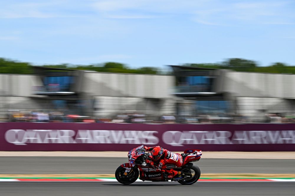 El desconcierto de M&aacute;rquez en Silverstone: moto "inmanejable" y brazo "incontrolable" - Ilustración 2